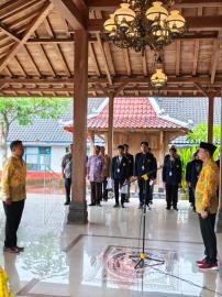 Upacara Hari Desa DIY